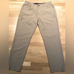 Men’s Under Armour Casual Pants - Size 38